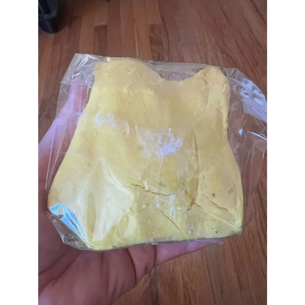 Lush x Mario Galaxy Yellow Luma Bubble Bar 6.7 Oz Limited Edition BRAND NEW